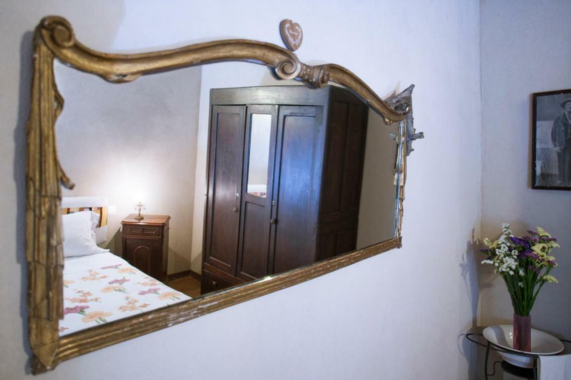 I Chimi Locanda Di Frassino Екстер'єр фото